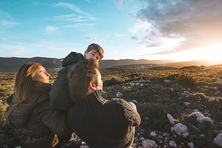 How to Start a Family Hiking Tradition: Tips, Planning, and Inspiration