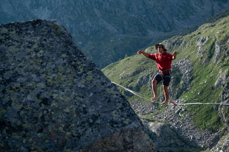 Meal Planning for Multi-Day Hikes: Caloric Needs, Menu Ideas, and Packing Tips