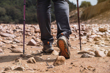 Understanding Trail Markings and Navigation for Safe Hiking