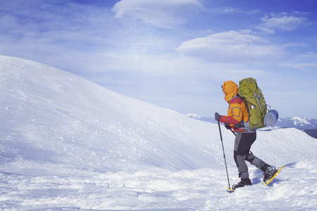 Recognizing the Early Symptoms of Altitude Sickness on U.S. Hiking Trails