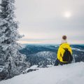 Understanding the Core Differences Between Day Hikes and Backpacking Trips