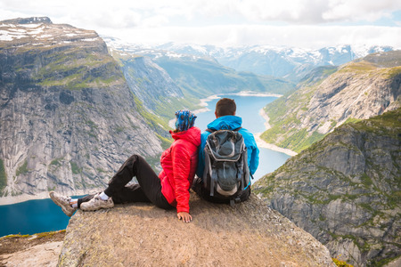 Essential Hiking Safety Tips Every Beginner Should Know