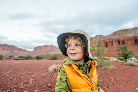 Best Practices for Keeping Children Safe on Family Hikes