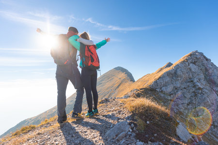 Wildlife Watching While Hiking: Midwest Spots for Nature Lovers