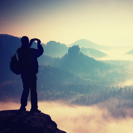 Community and Adventure: Finding Hiking Groups and Backpacking Buddies Across America