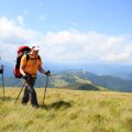 Essential Summer Hiking Gear for High Temperatures and Sun Protection