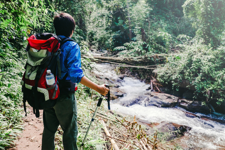 Water Management on the Trail: Lightweight Filtration and Planning for American Multi-Day Hikes