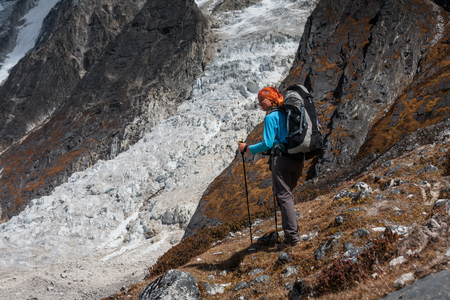 How Altitude Affects Hydration: Science, Myths, and Actionable Tips for Mountain Treks